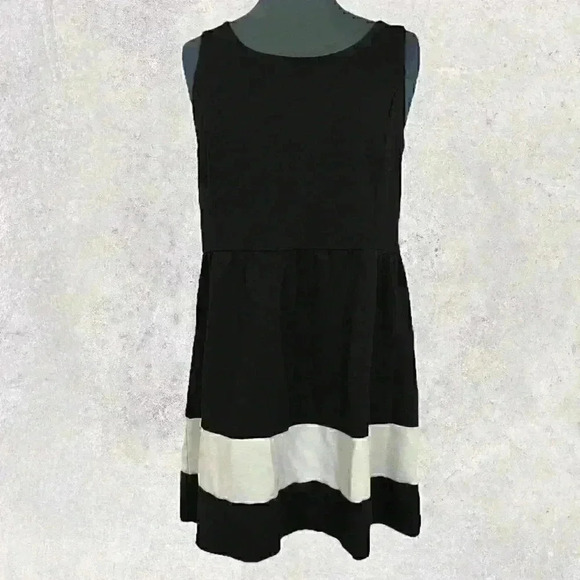 Kenzie Sleeveless Fit &‎ Flare Dress Color Block Black White Large - Picture 1 of 5